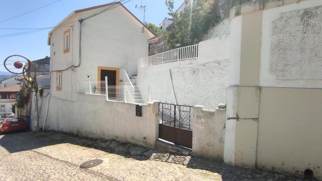 Lemon Tree House Coimbra - Courtyard Garden With City Views Eksteriør bilde